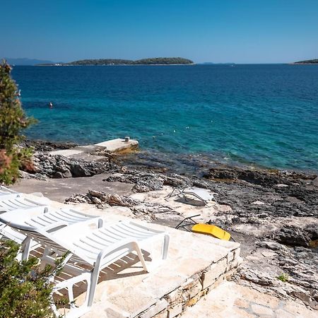 וולה לוקה Apartments By The Sea Cove Nova, Korcula - 11353 מראה חיצוני תמונה