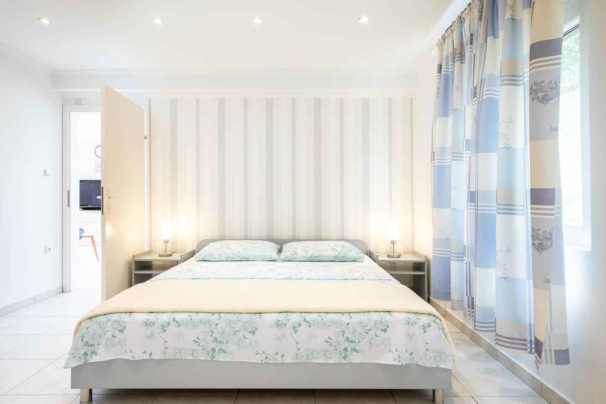 וולה לוקה Apartments By The Sea Cove Nova, Korcula - 11353 מראה חיצוני תמונה