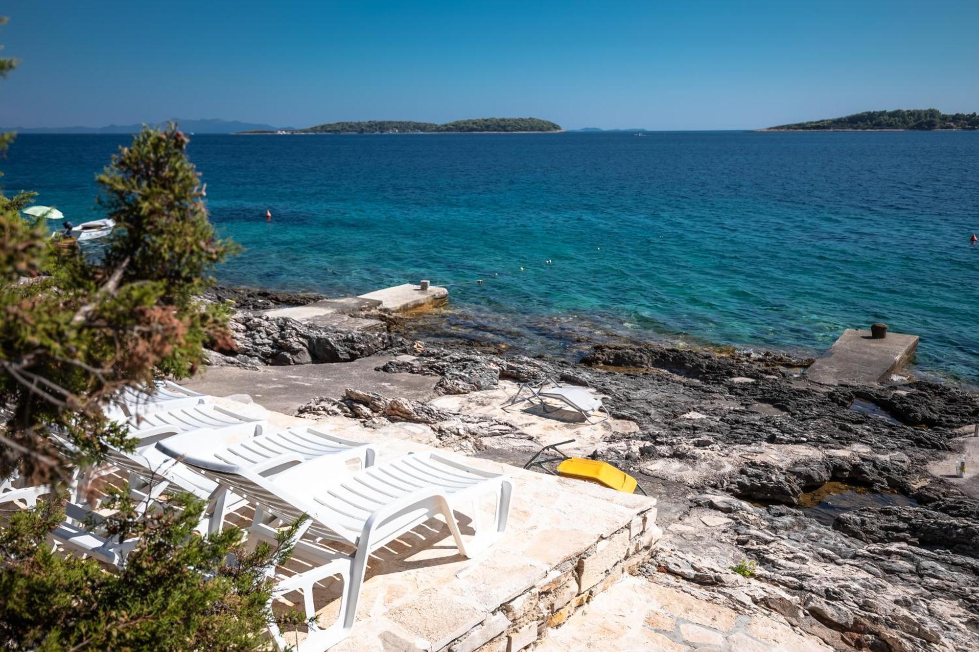 וולה לוקה Apartments By The Sea Cove Nova, Korcula - 11353 מראה חיצוני תמונה